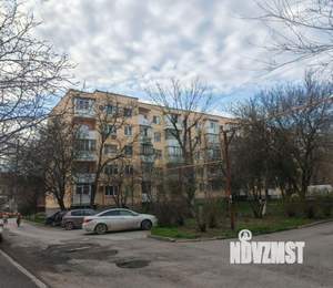 3-к квартира, вторичка, 58м2, 3/5 этаж