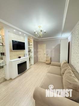 2-к квартира, вторичка, 64м2, 1/3 этаж