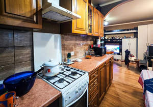 3-к квартира, вторичка, 70м2, 1/5 этаж