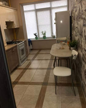 2-к квартира, вторичка, 57м2, 1/5 этаж