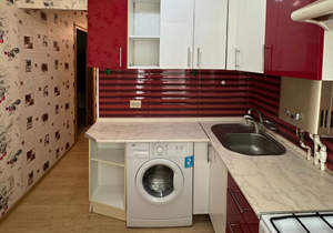 2-к квартира, вторичка, 42м2, 1/5 этаж