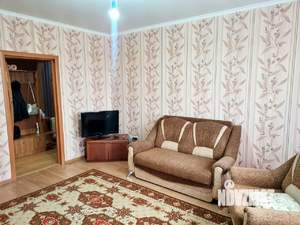 2-к квартира, вторичка, 60м2, 1/3 этаж