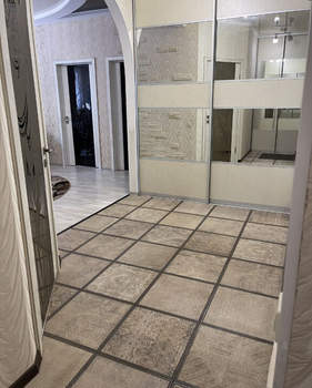 3-к квартира, вторичка, 78м2, 1/3 этаж