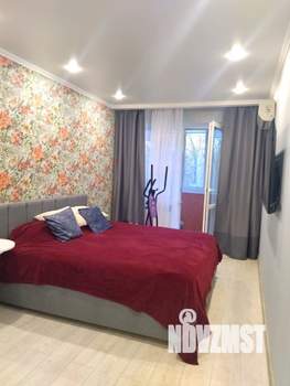 2-к квартира, вторичка, 56м2, 1/3 этаж