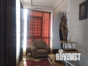 3-к квартира, вторичка, 111м2, 1/3 этаж