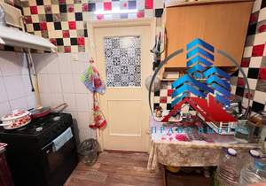 2-к квартира, вторичка, 32м2, 1/5 этаж