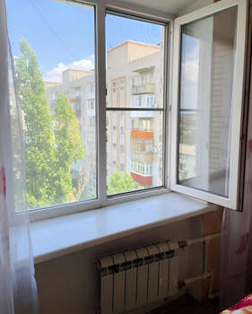 3-к квартира, вторичка, 56м2, 8/9 этаж