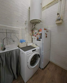 2-к квартира, вторичка, 42м2, 1/1 этаж