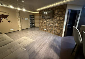 1-к квартира, вторичка, 62м2, 1/5 этаж