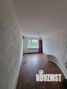 3-к квартира, вторичка, 63м2, 3/5 этаж