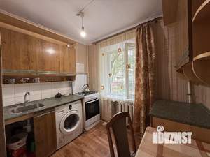 3-к квартира, вторичка, 60м2, 1/5 этаж