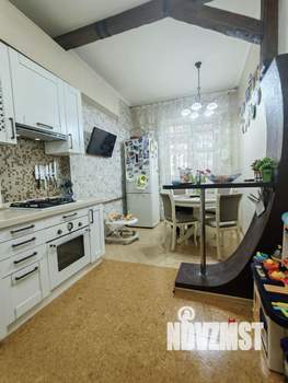 2-к квартира, вторичка, 55м2, 1/4 этаж