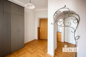 3-к квартира, вторичка, 90м2, 2/4 этаж