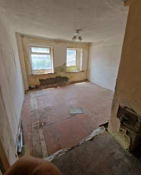 2-к квартира, вторичка, 40м2, 1/1 этаж