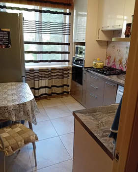 3-к квартира, вторичка, 60м2, 3/5 этаж