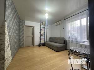 4-к квартира, вторичка, 104м2, 1/2 этаж