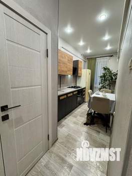 2-к квартира, вторичка, 52м2, 1/4 этаж
