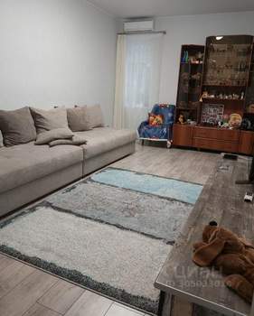 3-к квартира, вторичка, 68м2, 1/1 этаж