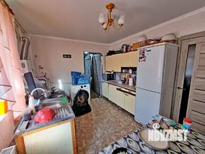 3-к квартира, вторичка, 59м2, 1/1 этаж