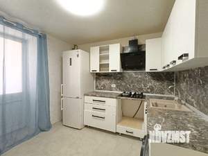 2-к квартира, вторичка, 56м2, 1/10 этаж