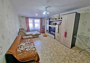 3-к квартира, вторичка, 59м2, 1/1 этаж