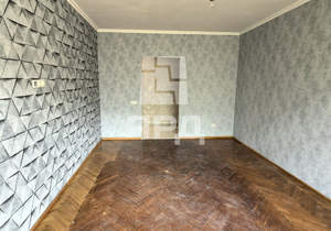 3-к квартира, вторичка, 58м2, 2/5 этаж