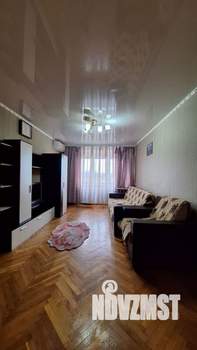 3-к квартира, вторичка, 58м2, 8/9 этаж