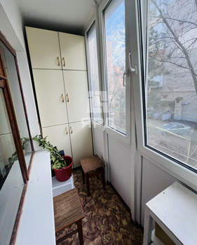 4-к квартира, вторичка, 77м2, 2/5 этаж