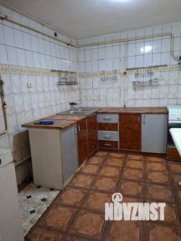 2-к квартира, вторичка, 45м2, 1/1 этаж
