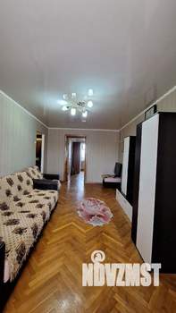3-к квартира, вторичка, 58м2, 8/9 этаж