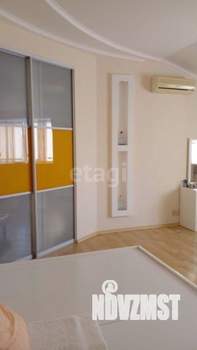 4-к квартира, вторичка, 145м2, 3/4 этаж