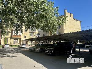6-к квартира, вторичка, 330м2, 4/4 этаж
