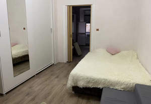 2-к квартира, вторичка, 42м2, 1/1 этаж