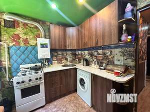 2-к квартира, вторичка, 50м2, 1/4 этаж