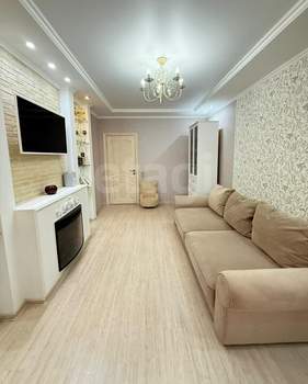 2-к квартира, вторичка, 64м2, 1/3 этаж