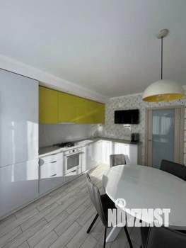 2-к квартира, вторичка, 56м2, 1/3 этаж
