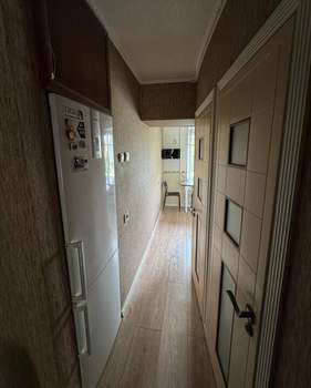 3-к квартира, вторичка, 58м2, 2/5 этаж