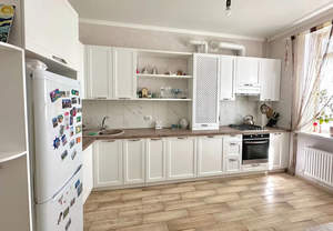 2-к квартира, вторичка, 70м2, 1/3 этаж