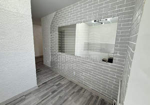 3-к квартира, вторичка, 57м2, 5/5 этаж