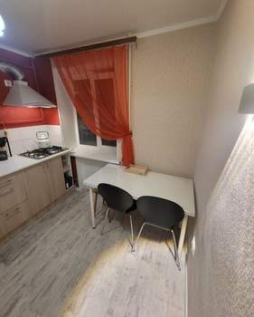 2-к квартира, вторичка, 46м2, 1/5 этаж