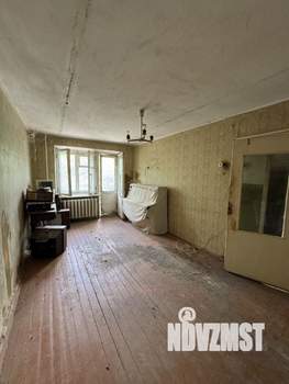 2-к квартира, вторичка, 42м2, 3/5 этаж