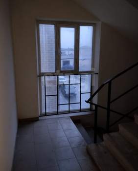 2-к квартира, вторичка, 64м2, 2/3 этаж