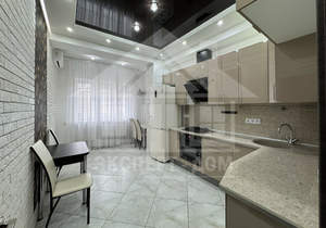 2-к квартира, вторичка, 65м2, 3/3 этаж