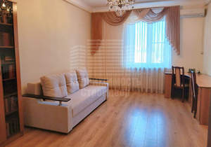 3-к квартира, вторичка, 74м2, 3/5 этаж