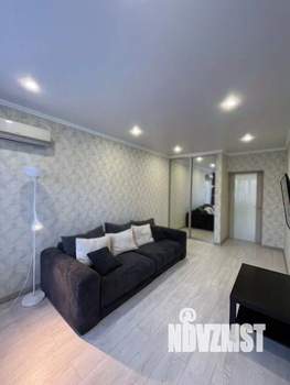 2-к квартира, вторичка, 56м2, 1/3 этаж