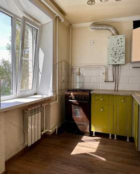 3-к квартира, вторичка, 56м2, 4/5 этаж
