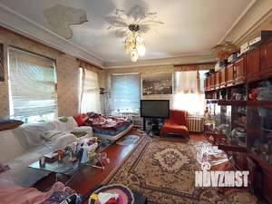 6-к квартира, вторичка, 110м2, 1/2 этаж