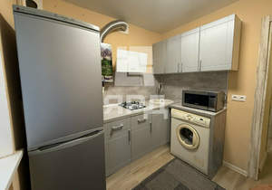 2-к квартира, вторичка, 43м2, 1/5 этаж