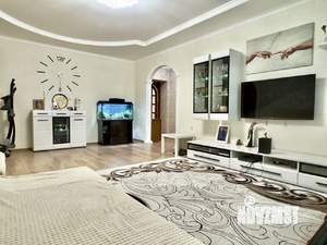 3-к квартира, вторичка, 105м2, 1/10 этаж