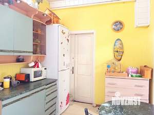 4-к квартира, вторичка, 62м2, 1/2 этаж